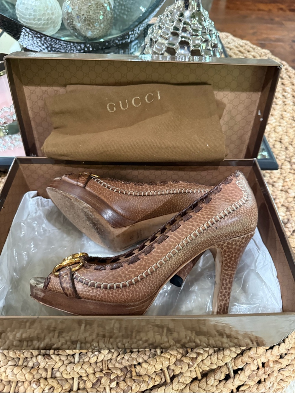 Gucci Brown Braided Leather Peep-Toe Pumps with Gold Horsebit